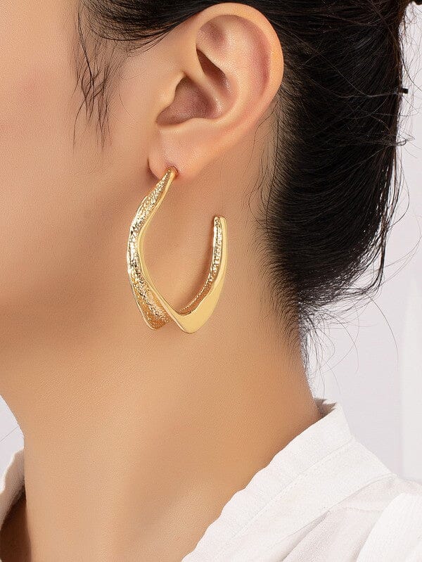 Twisted metal hoop earrings LA3accessories Gold one size 
