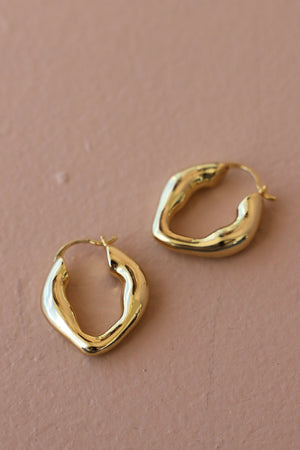 ORGANIC GOLD HOOP EARRINGS