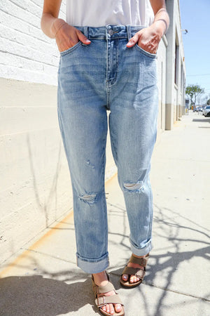 Judy Blue High-Rise Boyfriend Cuffed Hem Star Pocket Jeans