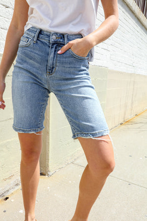 Judy Blue Light Wash Midrise Stitch Hem Denim Shorts