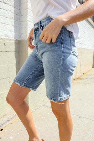 Judy Blue Light Wash Midrise Stitch Hem Denim Shorts