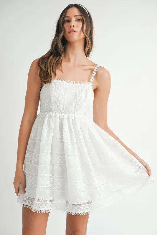 white lace plunge dress Jezebel | White Lace Plunge-Neck Collared Midi Dress main image 1