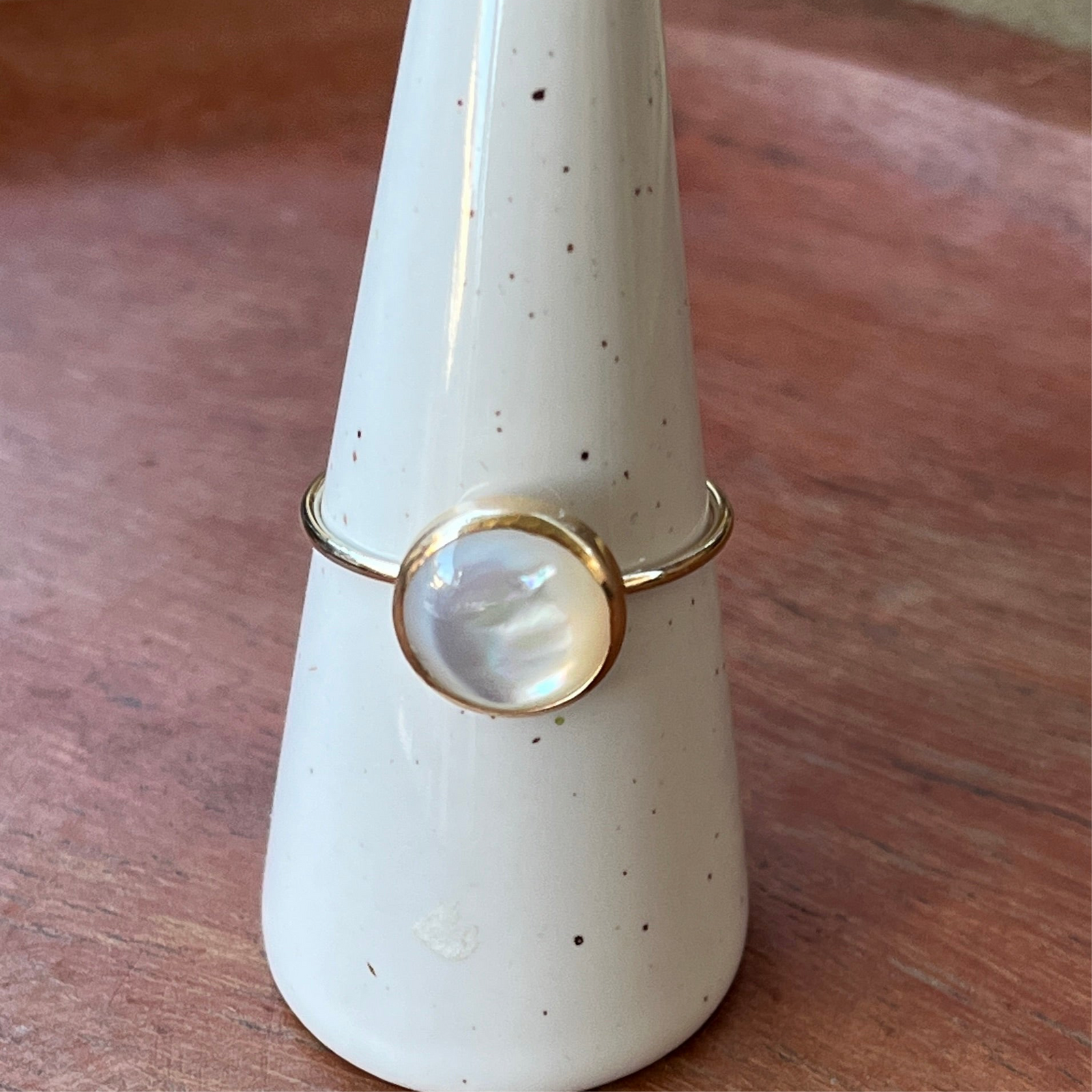 Cala Mother of Pearl Ring
