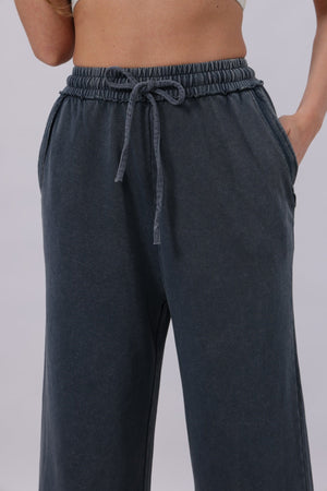 Acid Wash Wide-Leg Sweatpants – Relaxed Fit with Raw Hem