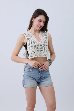 Crochet Boho Crop Top – Artisan Side-Tie Detail🌿✨