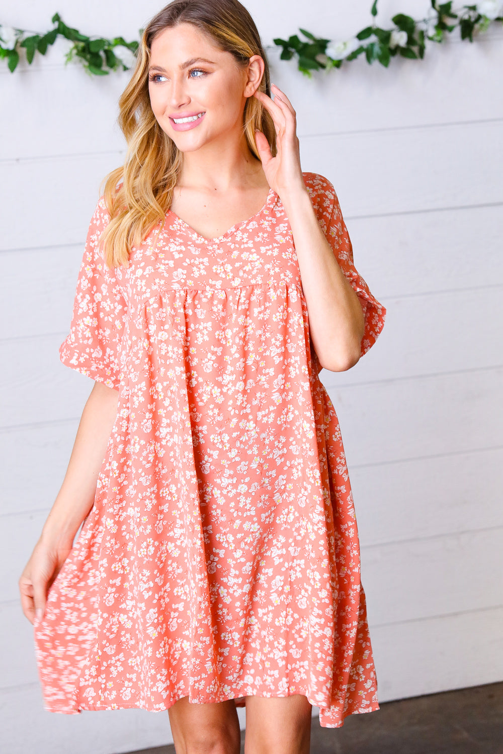Peach Ditzy Floral Woven Dolman V Neck Dress Small