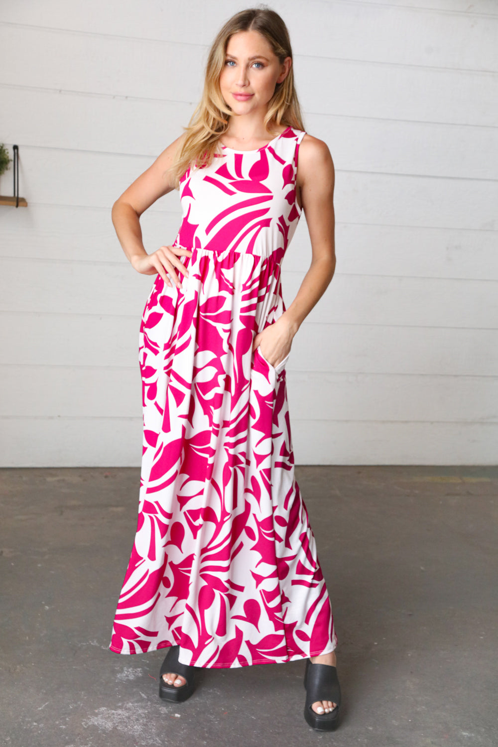 Magenta & White Floral Fit and Flare Sleeveless Maxi Dress