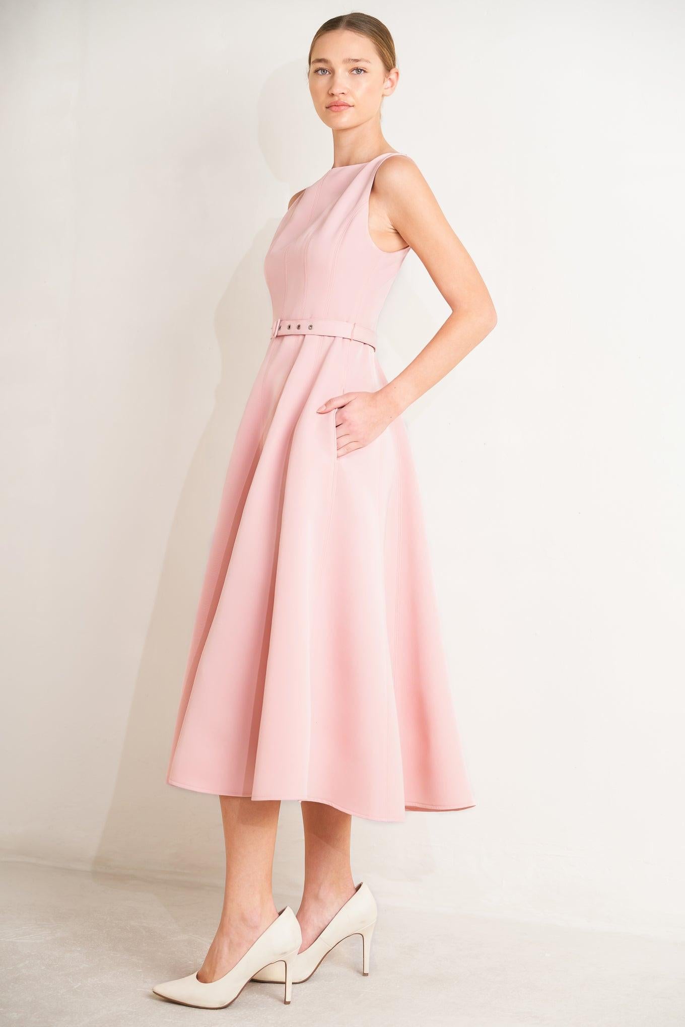 pink dress midi LIVING THE DREAM PINK WOVEN MIDI DRESS l FREEMARKET PINK / S