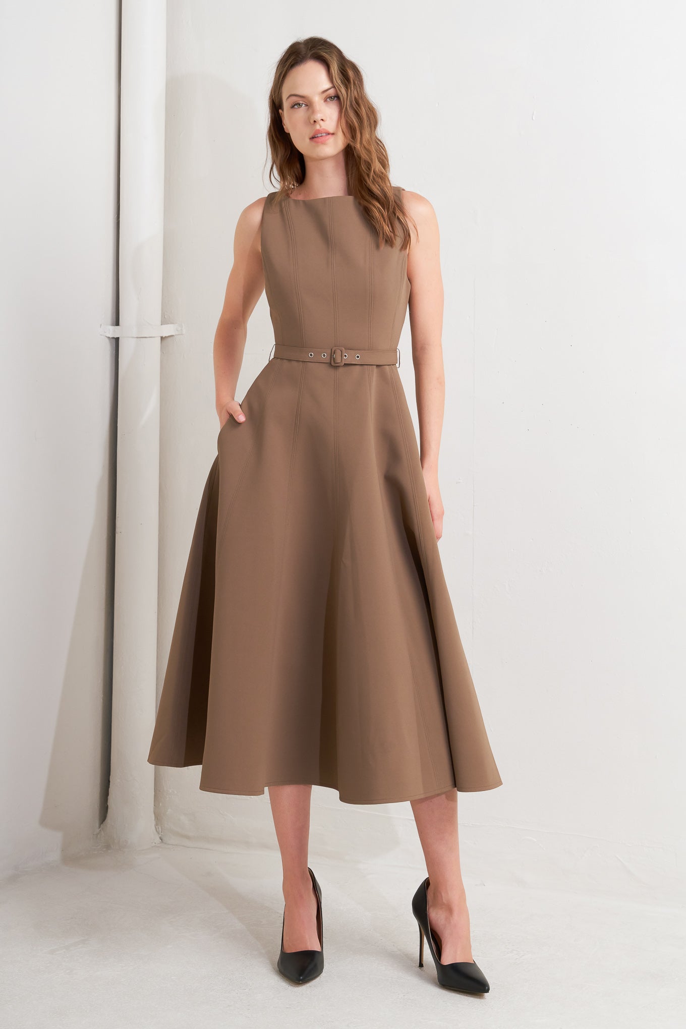 LIVING THE DREAM BROWN WOVEN MIDI DRESS