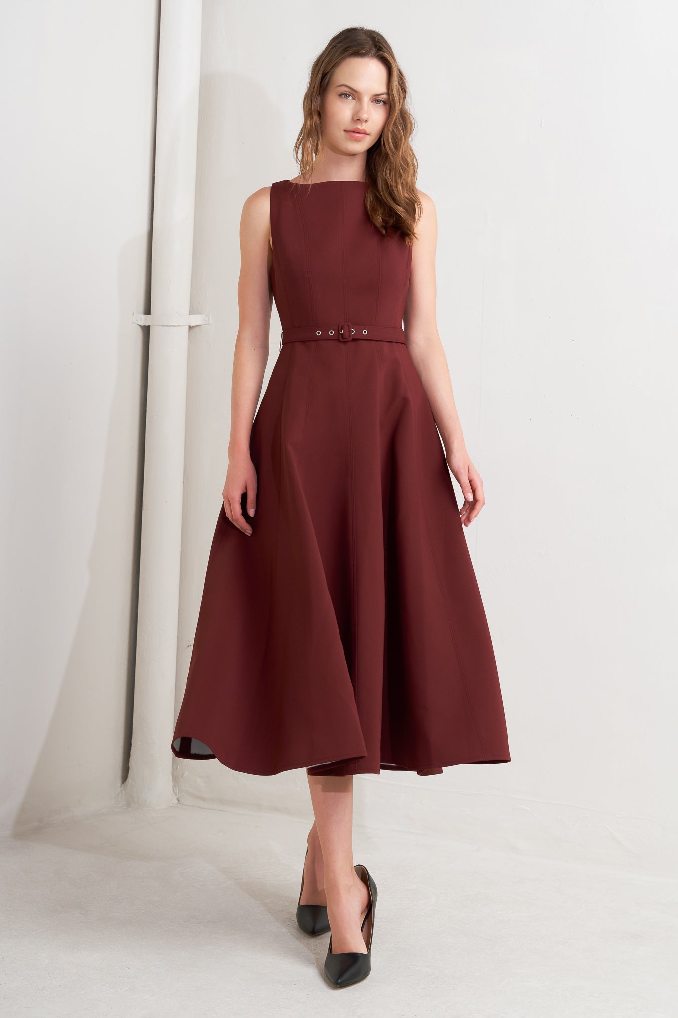 LIVING THE DREAM WINE WOVEN MIDI DRESS