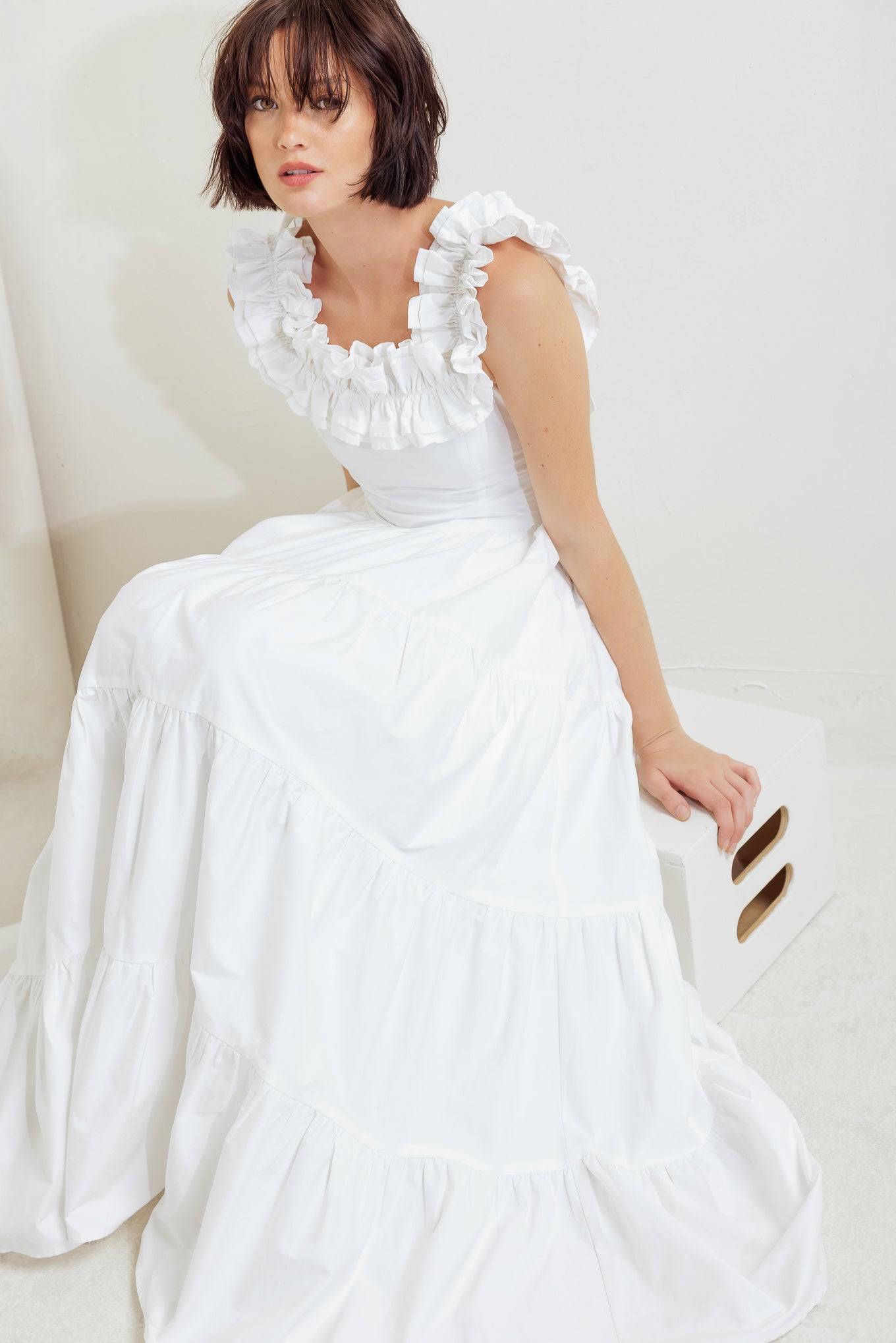 SWEETHEART TIERED ROMANCE WOVEN MIDI DRESS