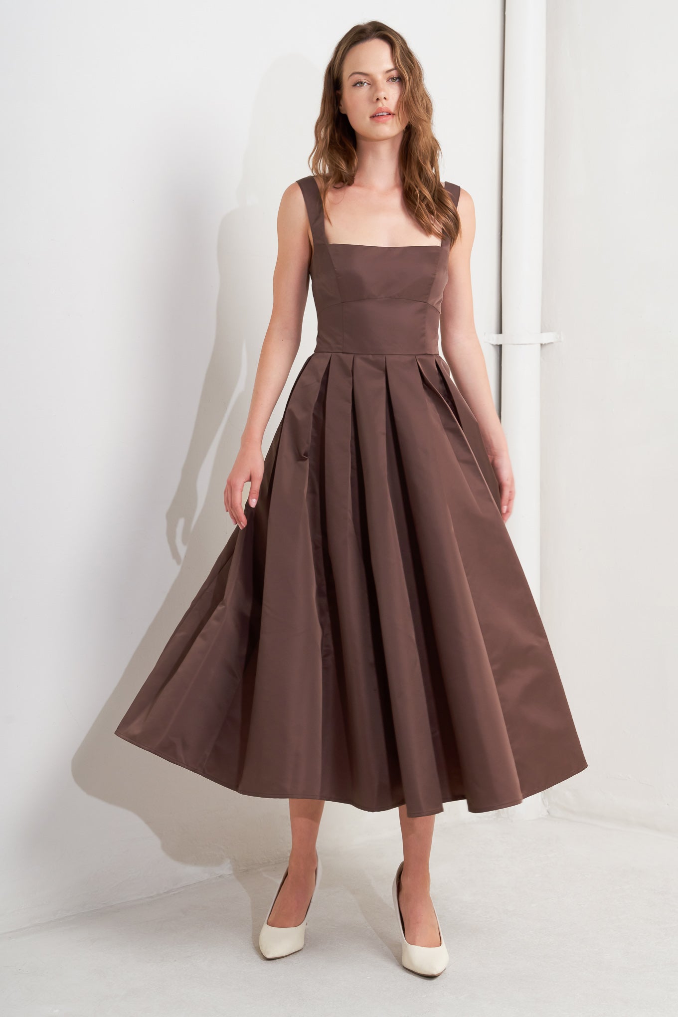 CHOCOLATE SYMPHONY WOVEN MIDI DRESS