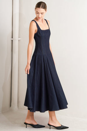 SQUARE SWAY DENIM MIDI DRESS
