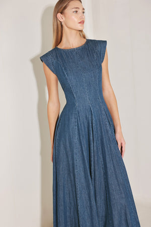 TIMELESS BLUE FORM DENIM MIDI DRESS