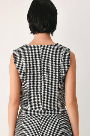 CHECKED IN SPARKLE HOUNDSTOOTH VEST