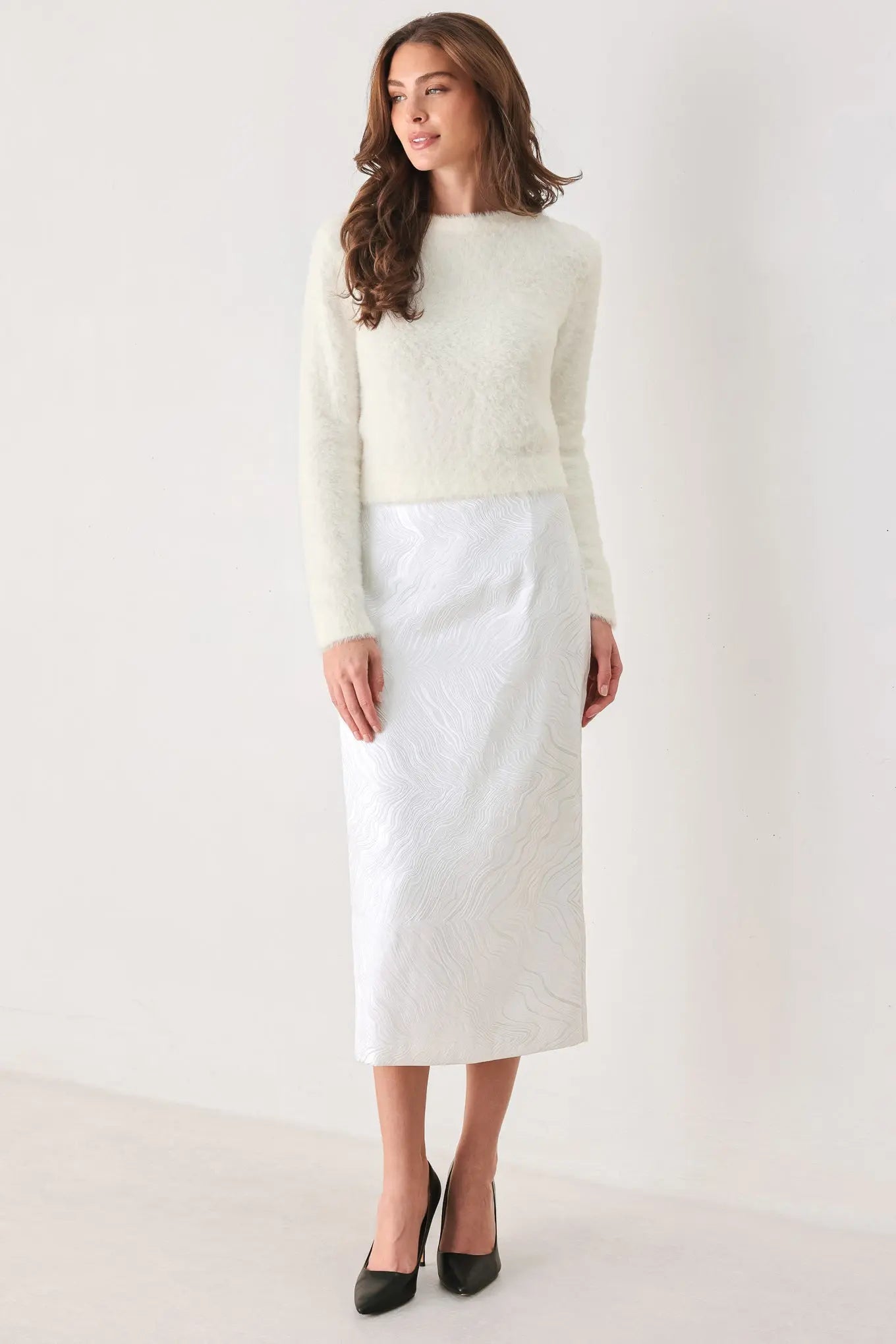 IVORY TEXTURE WHITE WOVEN PENCIL SKIRT