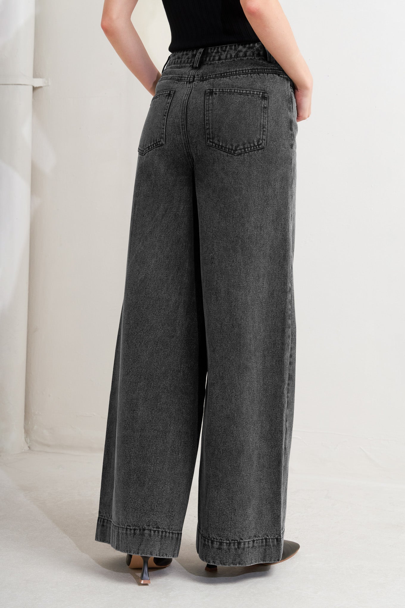 GRAPHITE MUSE DENIM PANTS