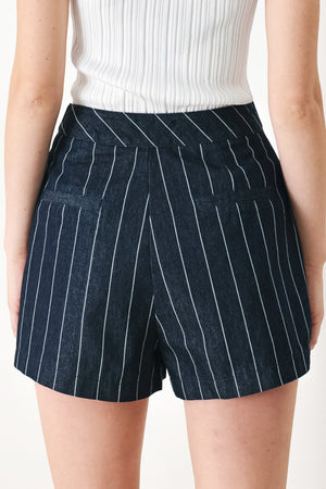 BOSS BABE STRIP WOVEN SKORT