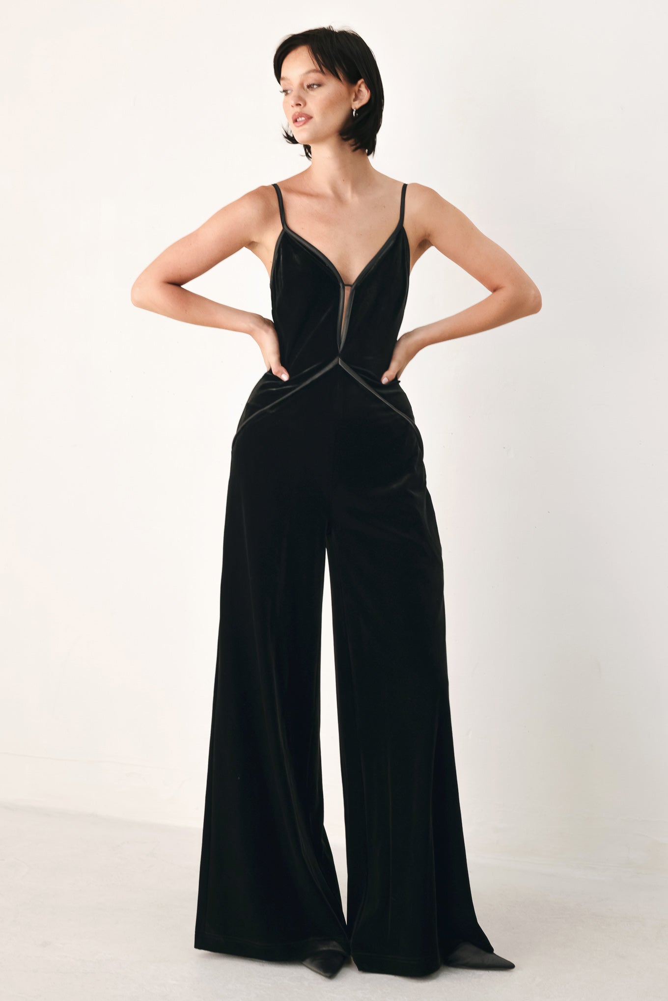 VELVET HOUR SWEETHEART WIDE LEG JUMPSUIT