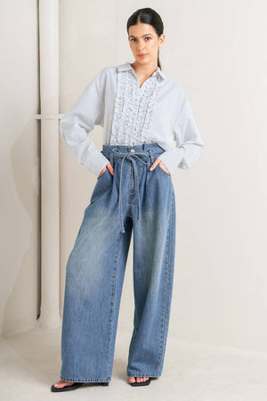 DAYLIGHT EDGE WOVEN TOP