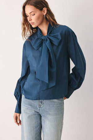 OCEAN INK BOW WOVEN TOP