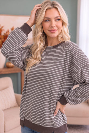Crush on You Raglan Pullover in Mocha