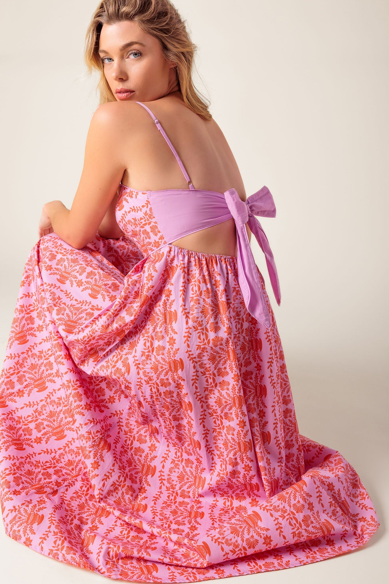 The Evette Pink Woven Midi Dress