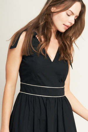 FOREST CHARM BLACK CREAM WOVEN MIDI DRESS