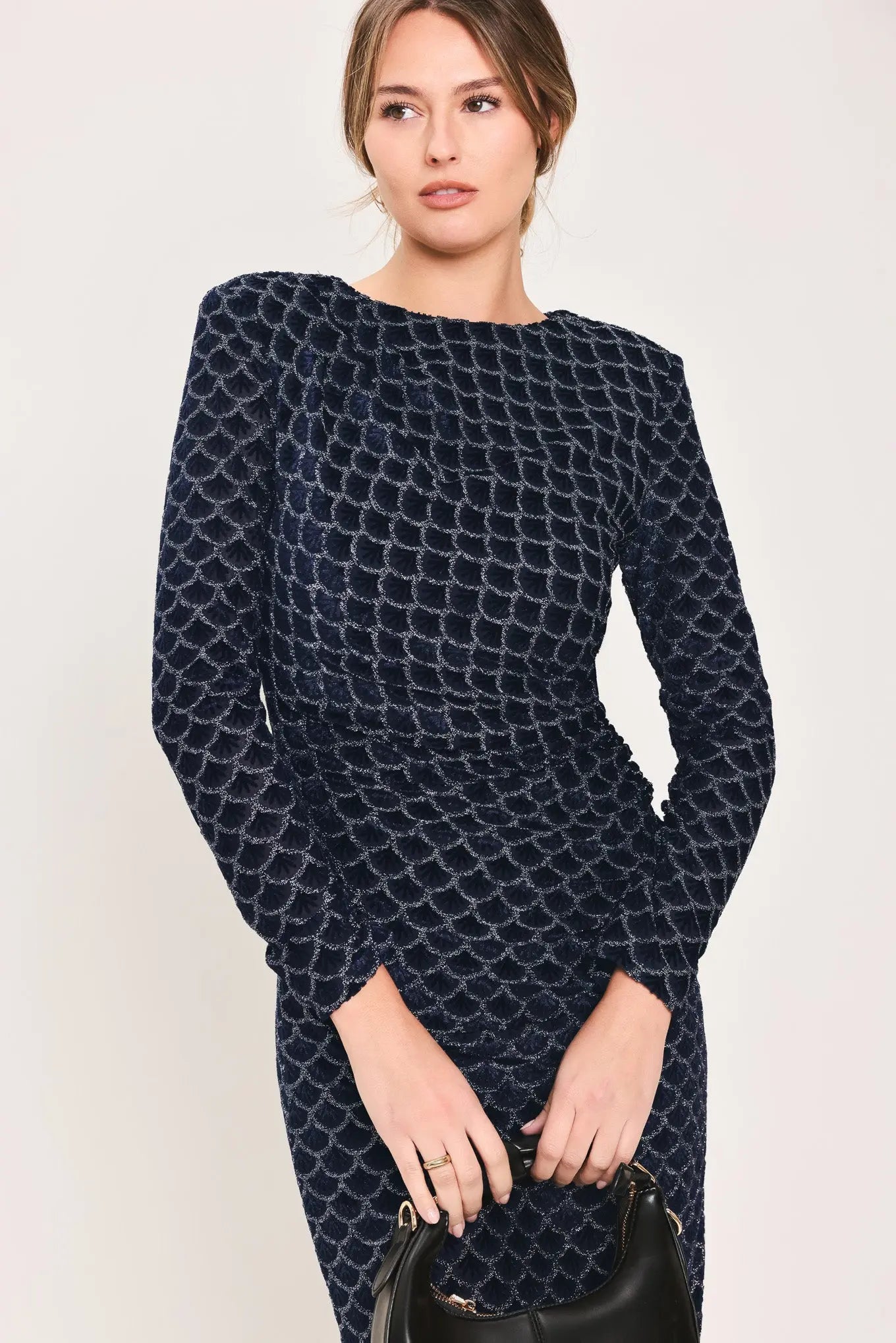 NAVY VEIL NAVY METALLIC BURNOUT VELVET RUCHED MIDI DRESS