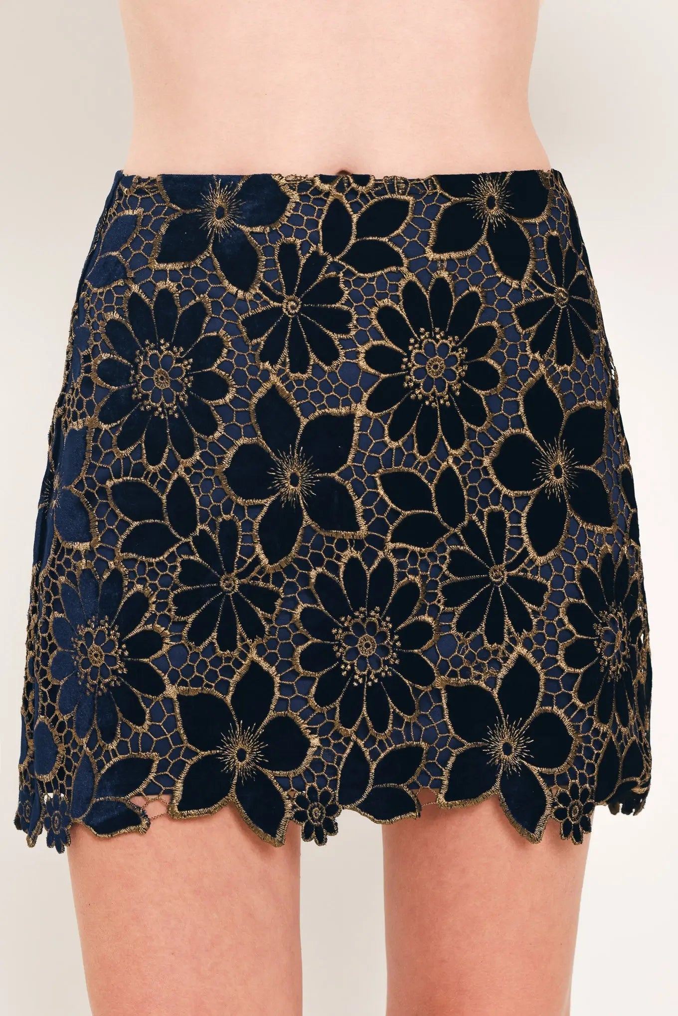 NAVY ROMANCE VELVET LACE MINI SKIRT