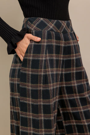LATTE SUNDAY WOVEN PLAID PANTS