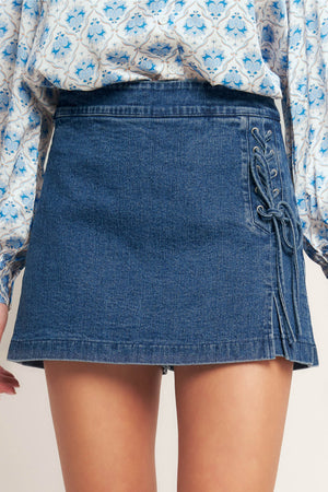 CITY LACE-UP DENIM SKORT