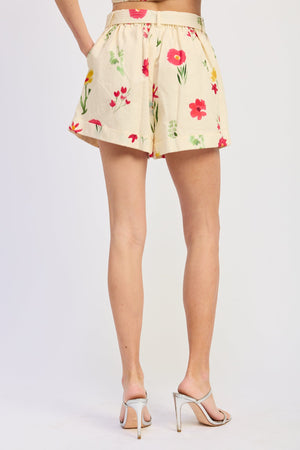 Cuffed Hem Belted Shorts