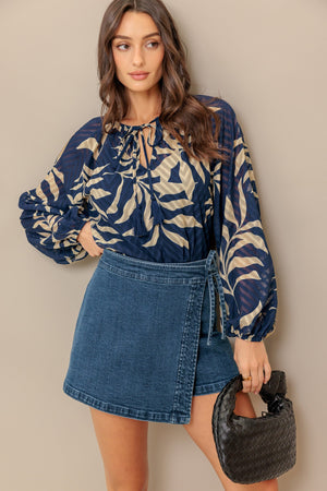 MIDNIGHT WALK  WOVEN TOP