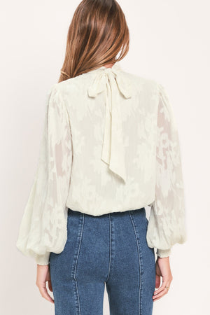 IVORY CLOUD EMBRACE WOVEN JACQUARD TOP