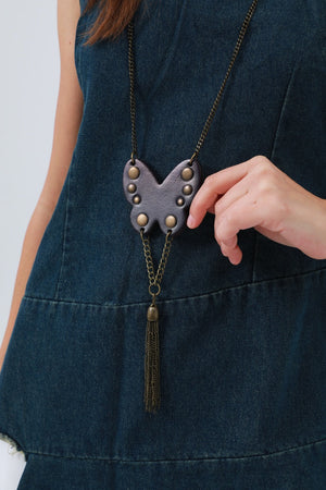 Western Butterfly Necklace – Fringe & Stud Details 🦋⛓️