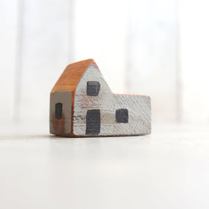Tiny Wooden Houses