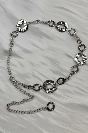 Hollow-Out Disc Waist Chain – Lightweight Metal Accent 🥗 Leto Collection