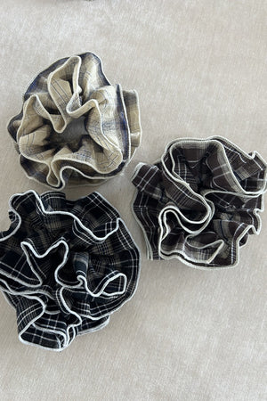 Vintage Stripe Double-Layer Scrunchie – Extra-Large Hair Tie for Women