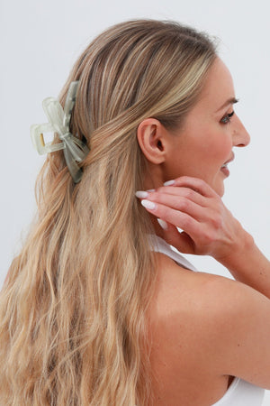 Solid Bow Hair Clip – Everyday Style Accent 🎀