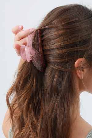 Timeless Simple Hair Clip for Women – Effortless Daily Styling 💫