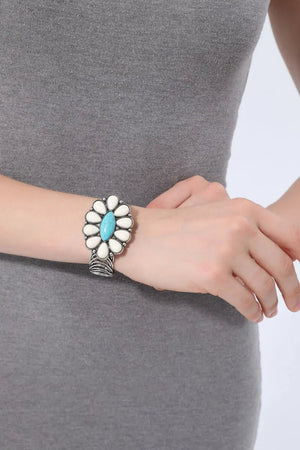 Women Western Turquoise Flower Elastic Cuff Style Bracelet Leto Collection