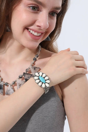 Women Western Turquoise Flower Elastic Cuff Style Bracelet Leto Collection