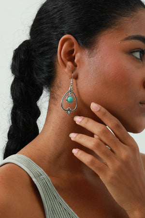 Boho Heart Earrings – Cut-Out Design & Turquoise Accent 💙🌿