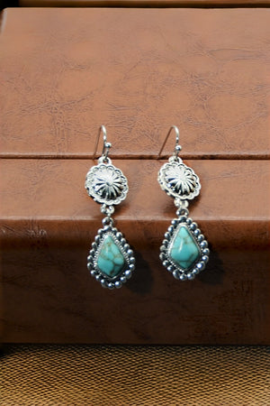 Vintage Floral Earrings – Boho Turquoise Accent 🌸💎