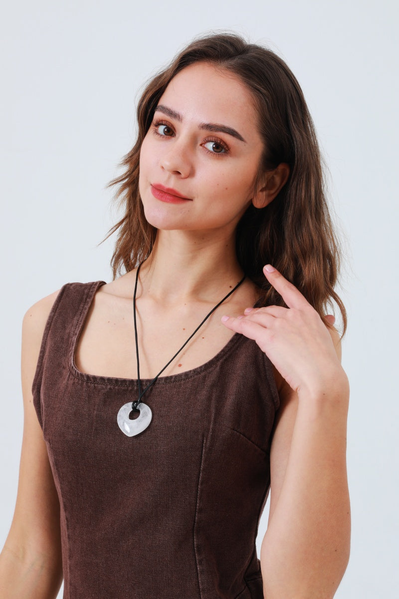 Hollow Heart Gemstone Pendant Necklace for Women – Delicate & Meaningful 💎