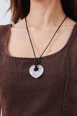 Hollow Heart Gemstone Pendant Necklace for Women – Delicate & Meaningful 💎