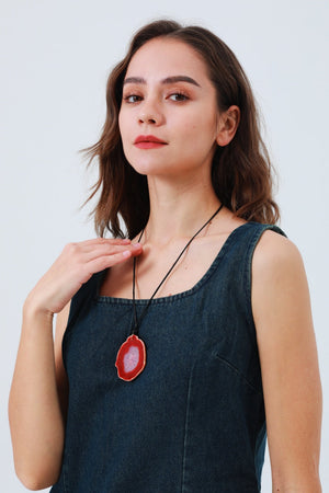 Raw Gemstone Pendant Necklace – Organic & Irregular Stone 💎