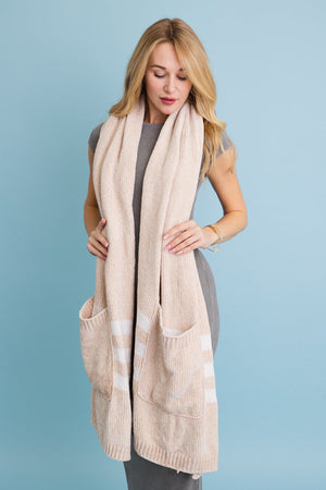 Chenille Pocket Scarf - Soft Comfort with Handy Pockets 🧣
