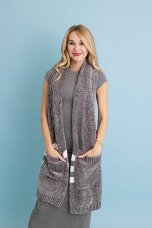 Chenille Pocket Scarf - Soft Comfort with Handy Pockets 🧣
